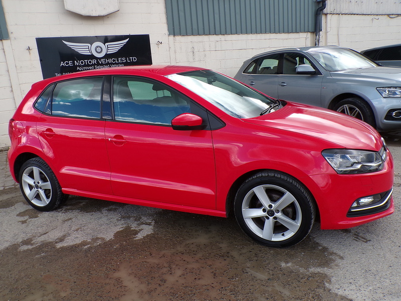Volkswagen Polo TDI BlueMotion Tech SEL - U1995