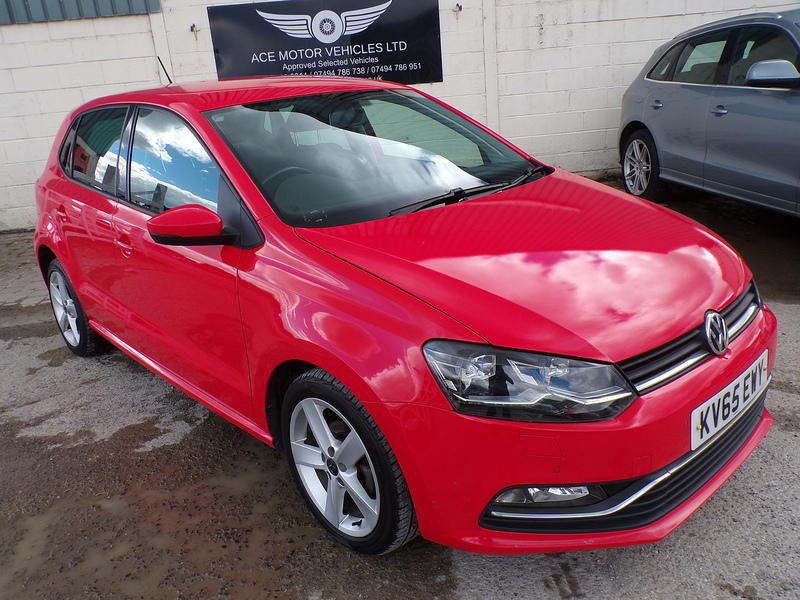 Volkswagen Polo TDI BlueMotion Tech SEL - U1995