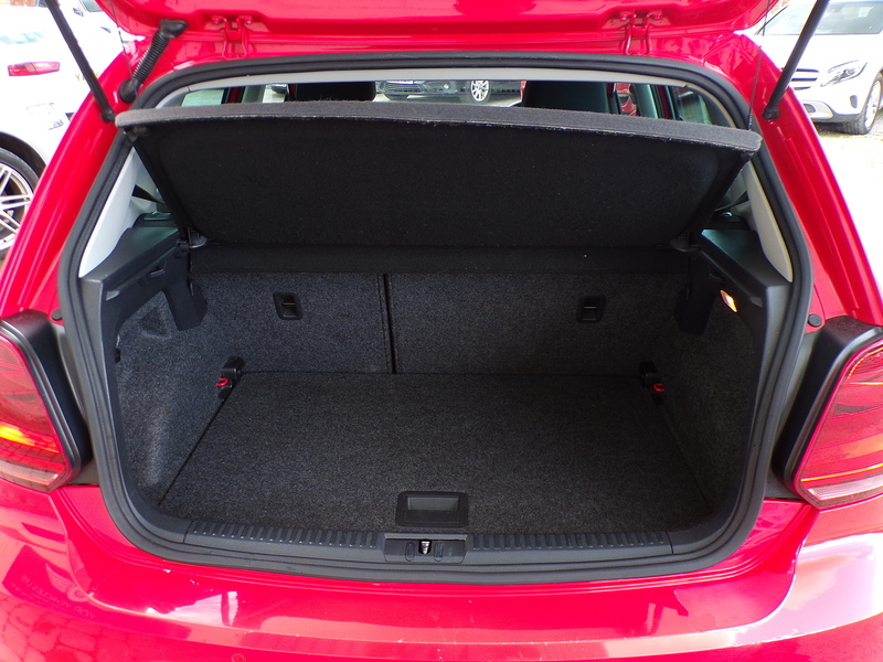 Volkswagen Polo TDI BlueMotion Tech SEL - U1995