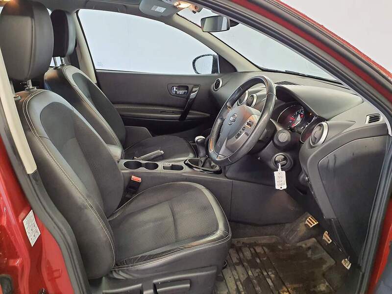 Nissan Qashqai 360 - U1996