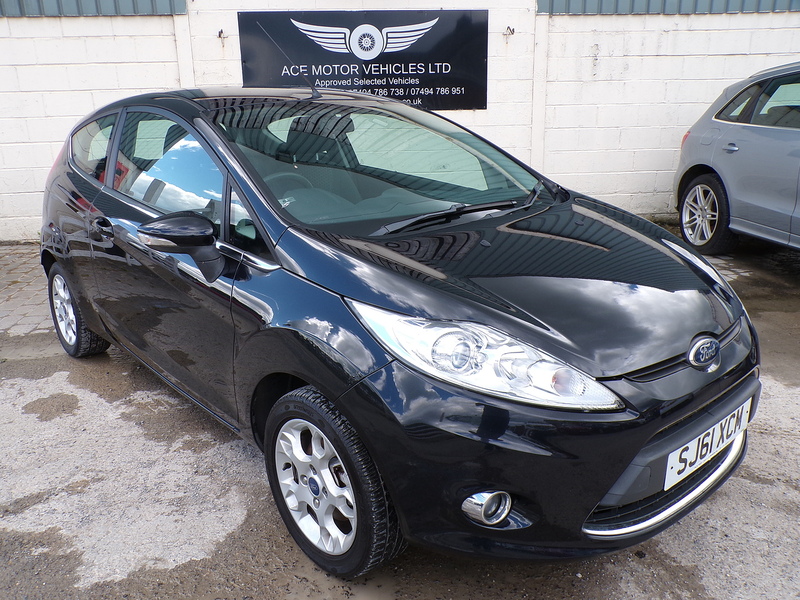 Ford Fiesta Zetec - U1997