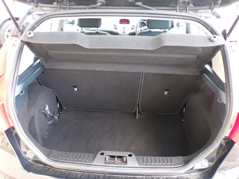 Ford Fiesta Zetec - U1997