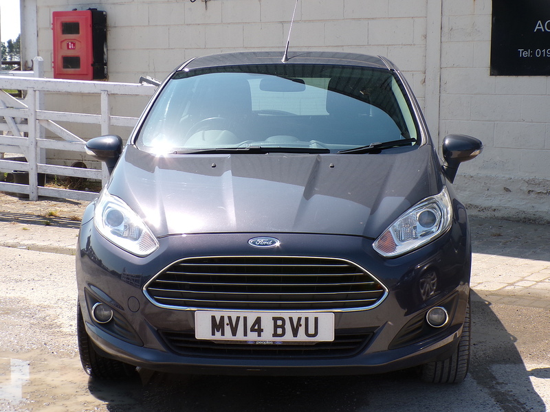 Ford Fiesta Zetec - U1999