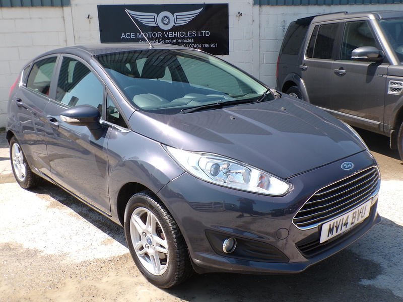 Ford Fiesta Zetec - U1999
