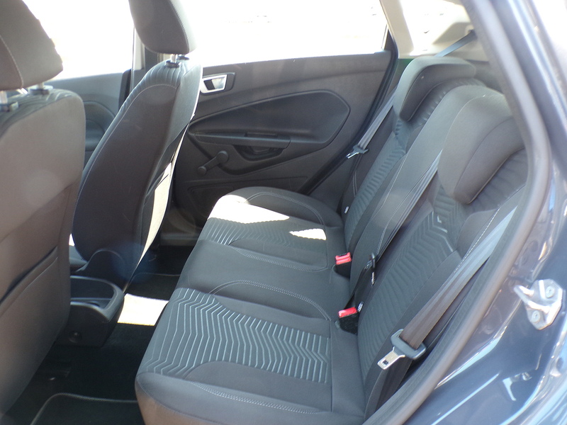 Ford Fiesta Zetec - U1999