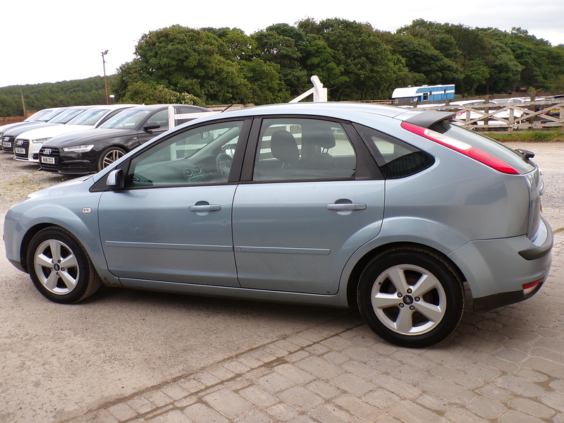 Ford Focus Zetec Climate - U2000