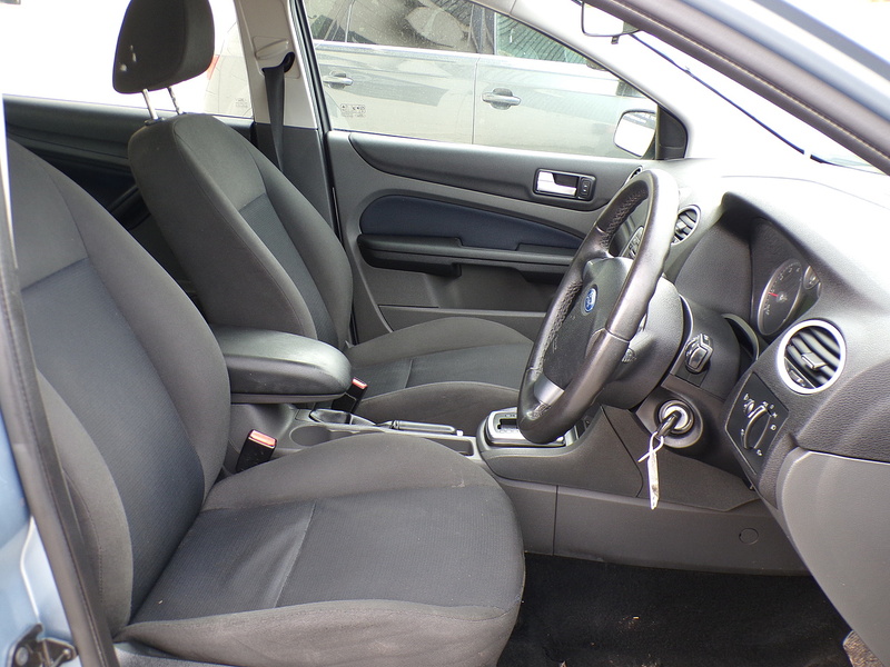 Ford Focus Zetec Climate - U2000