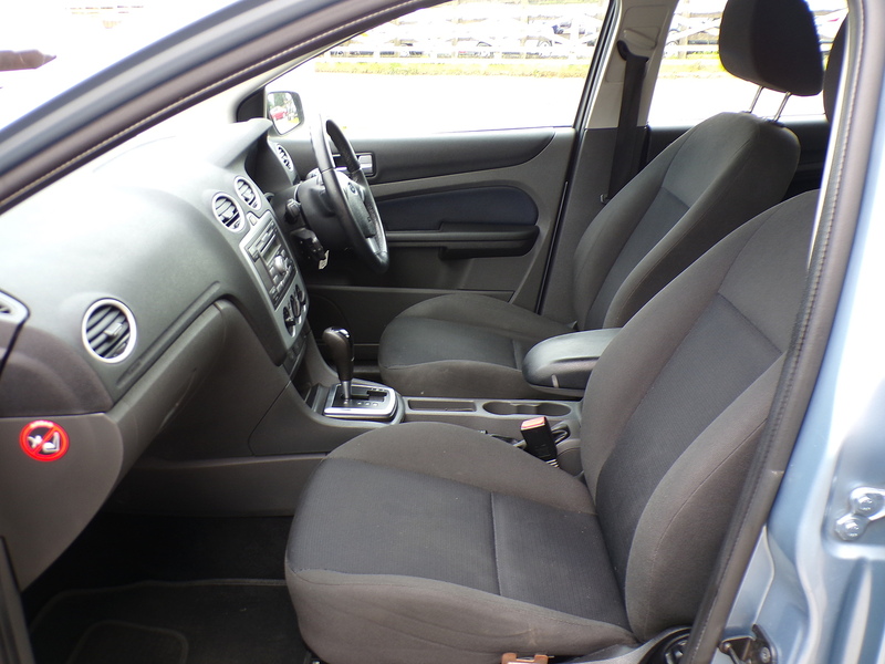 Ford Focus Zetec Climate - U2000