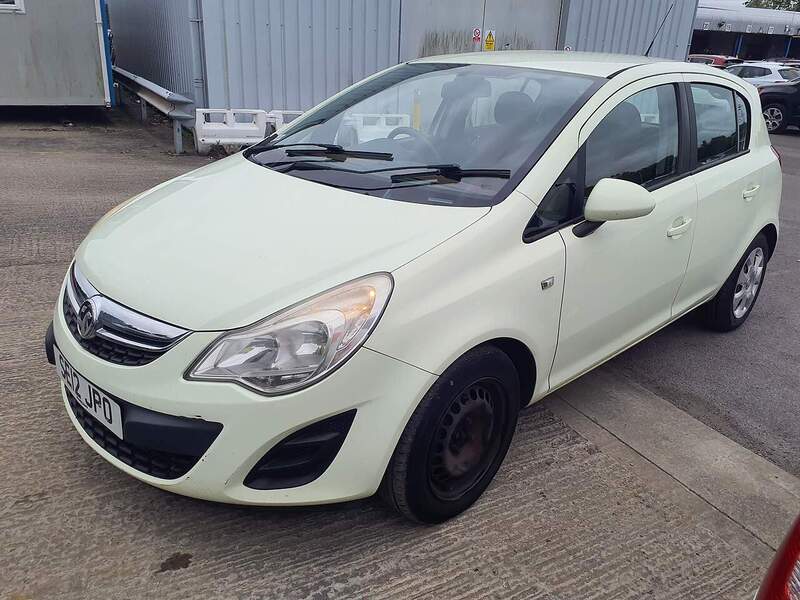 Vauxhall Corsa Exclusiv - U2001