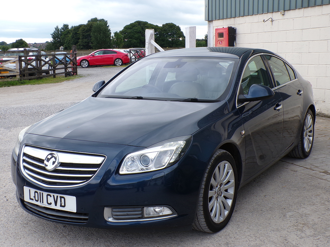 2011 Vauxhall Insignia thumbnail 4