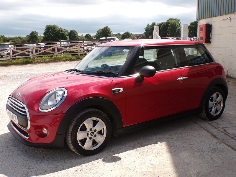 MINI Hatch One - U2003