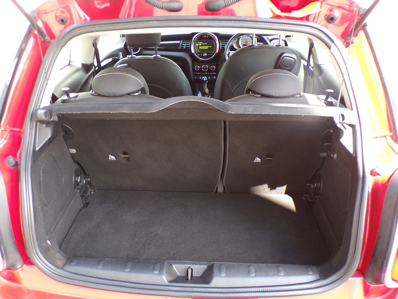 MINI Hatch One - U2003