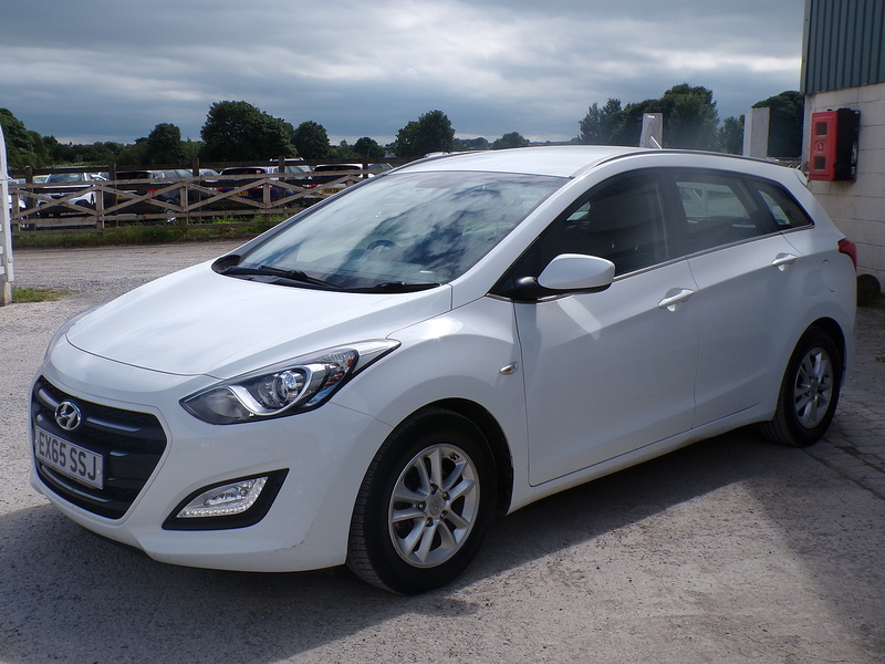 Hyundai i30 CRDi Blue Drive SE - U2006