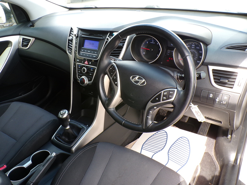 Hyundai i30 CRDi Blue Drive SE - U2006