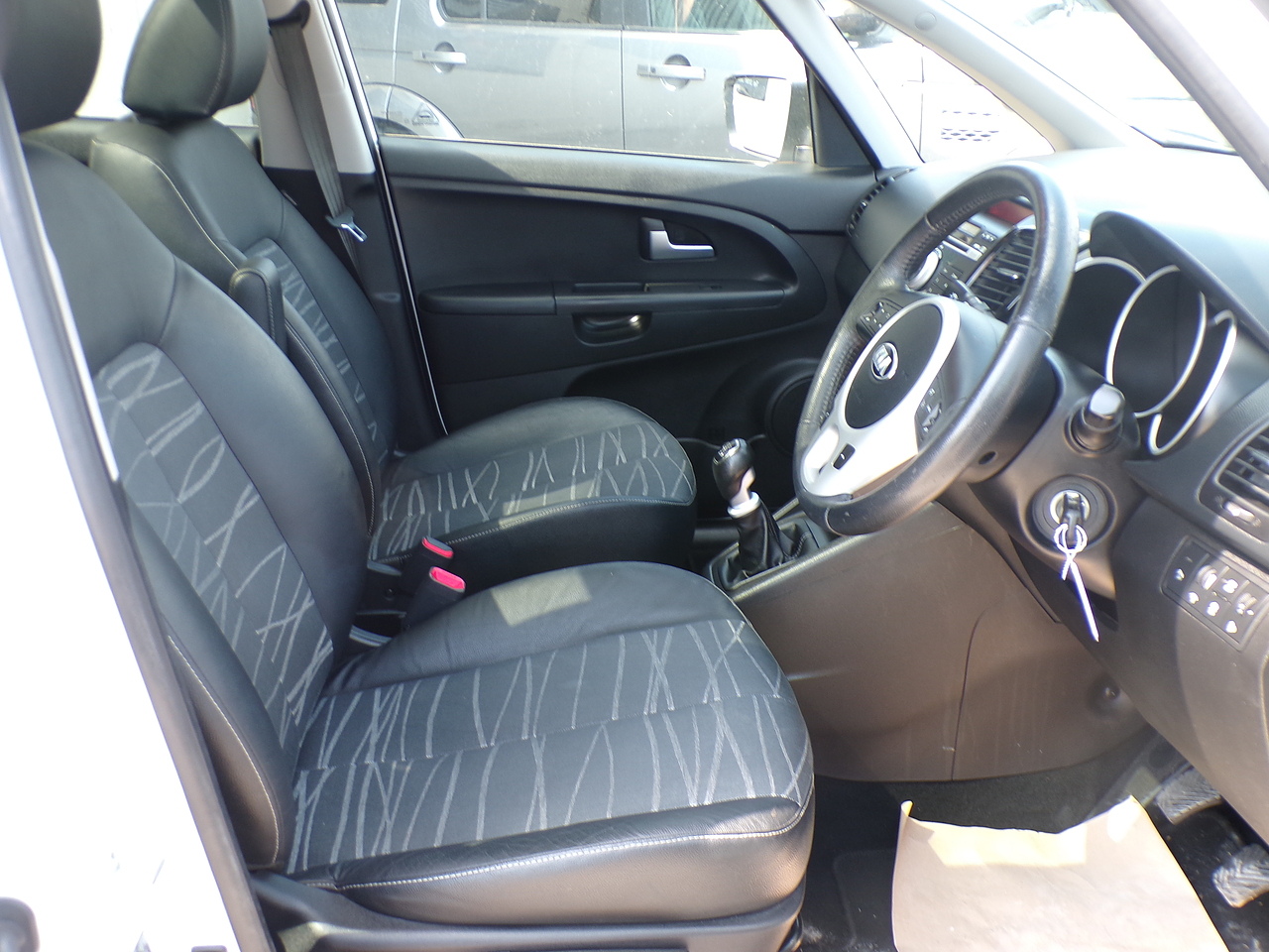 2013 KIA Venga thumbnail 11