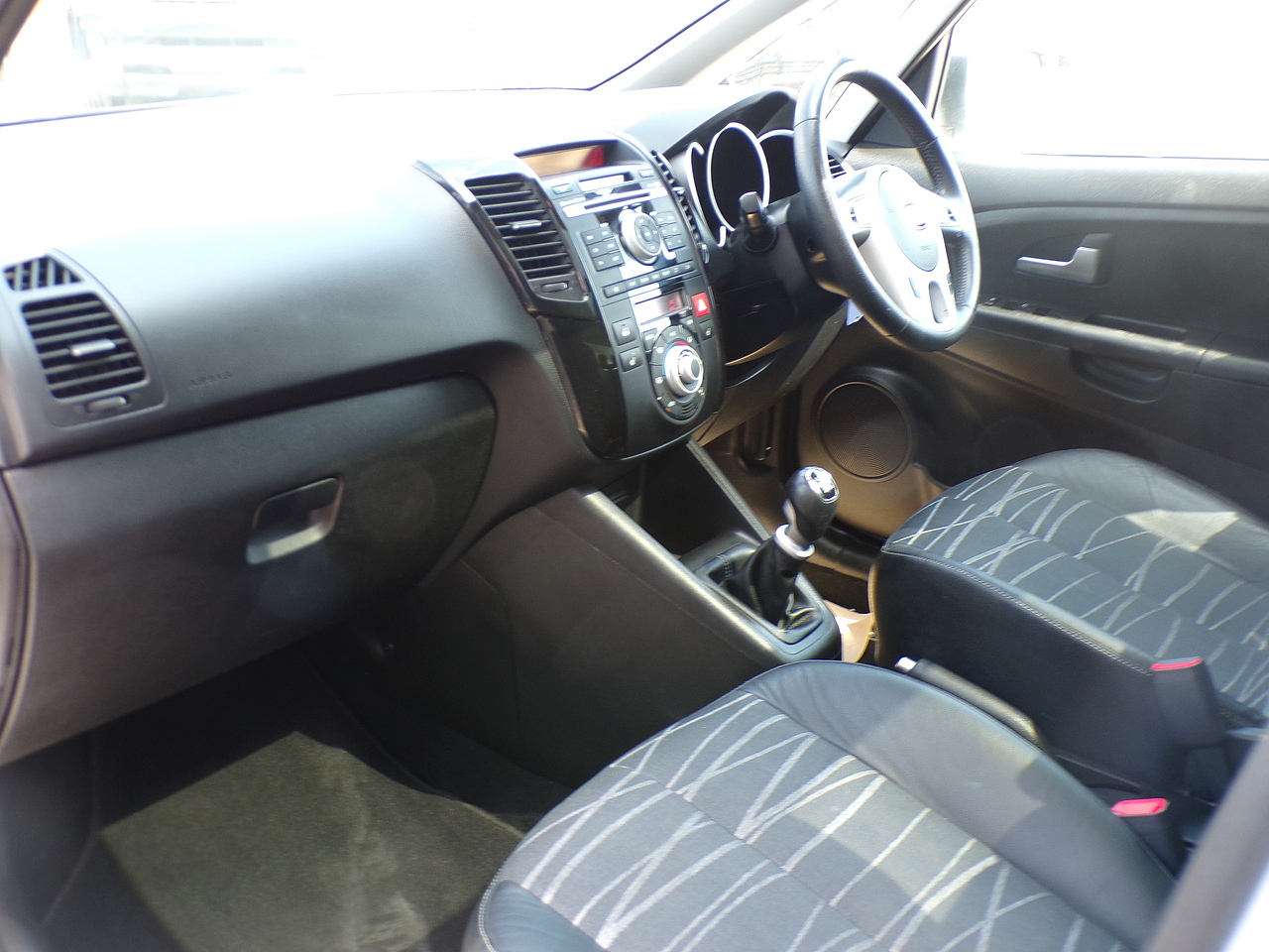 2013 KIA Venga thumbnail 16