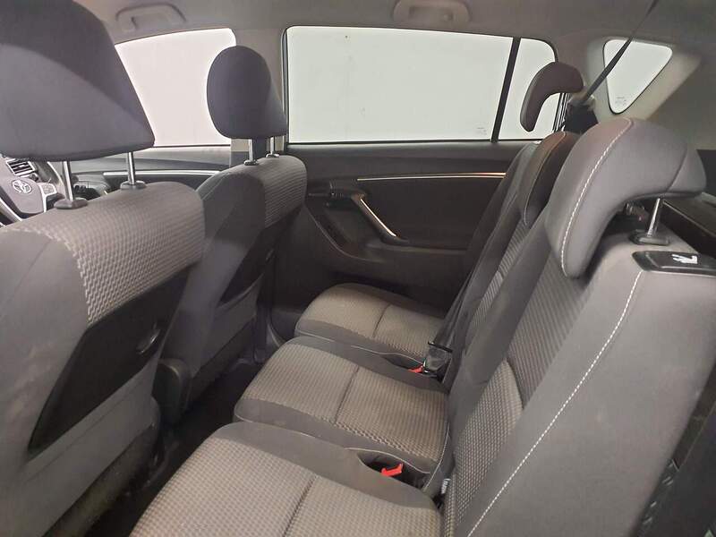 Toyota Verso D-4D Icon - U2011