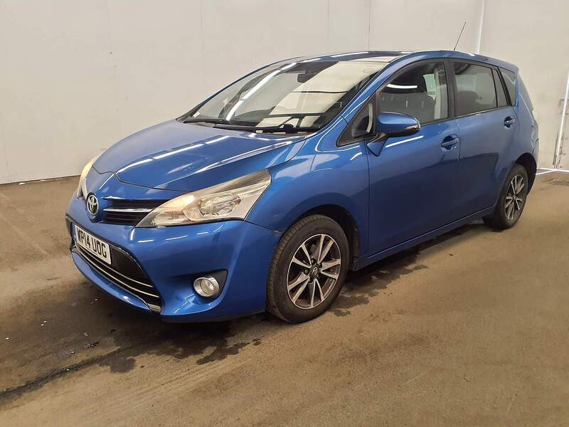 Toyota Verso D-4D Icon - U2011