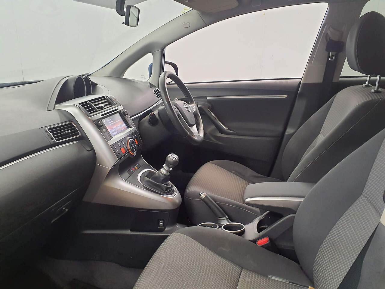 2014 Toyota Verso thumbnail 8