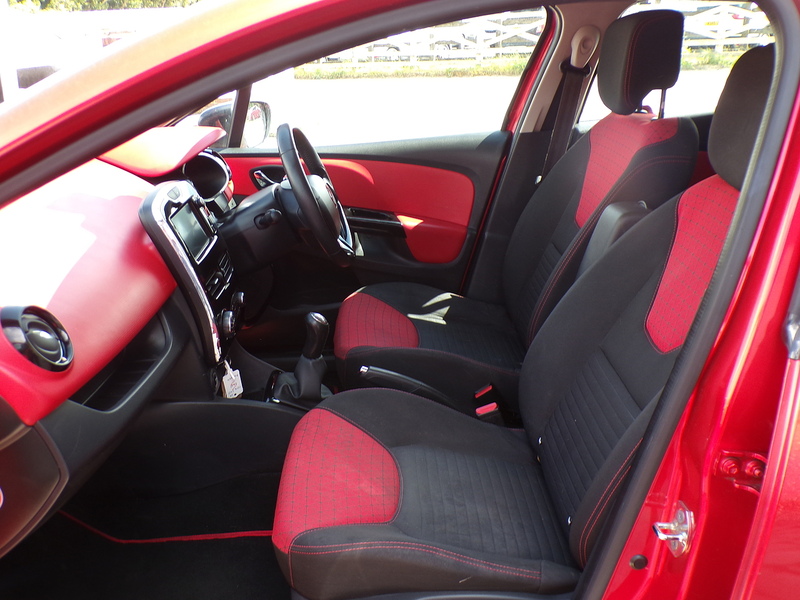 Renault Clio dCi Dynamique S MediaNav - U2012