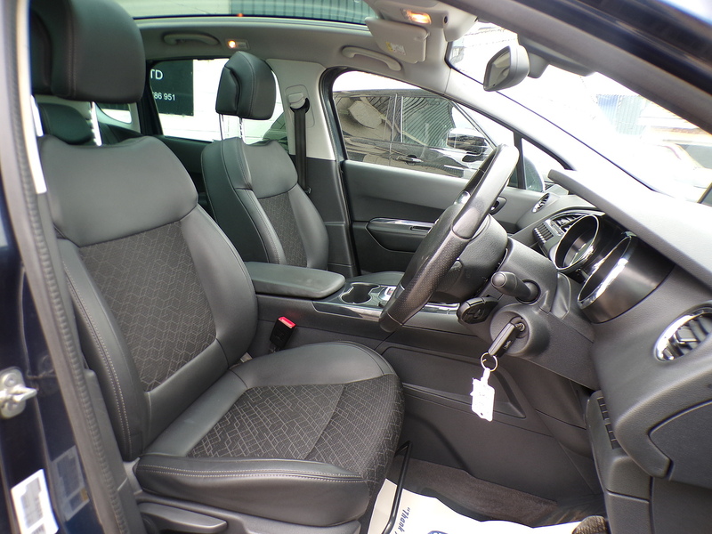 Peugeot 3008 HDi Allure - U2013