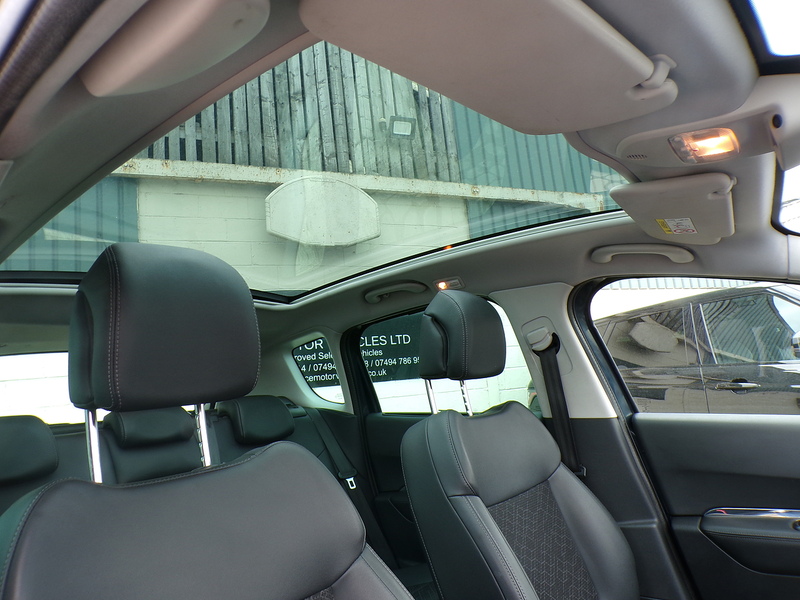 Peugeot 3008 HDi Allure - U2013