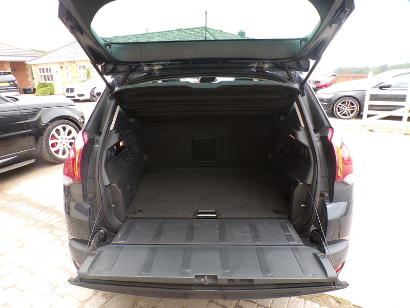 Peugeot 3008 HDi Allure - U2013