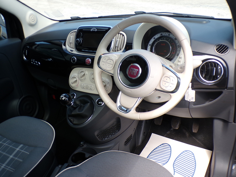 Fiat 500 Lounge - U2018