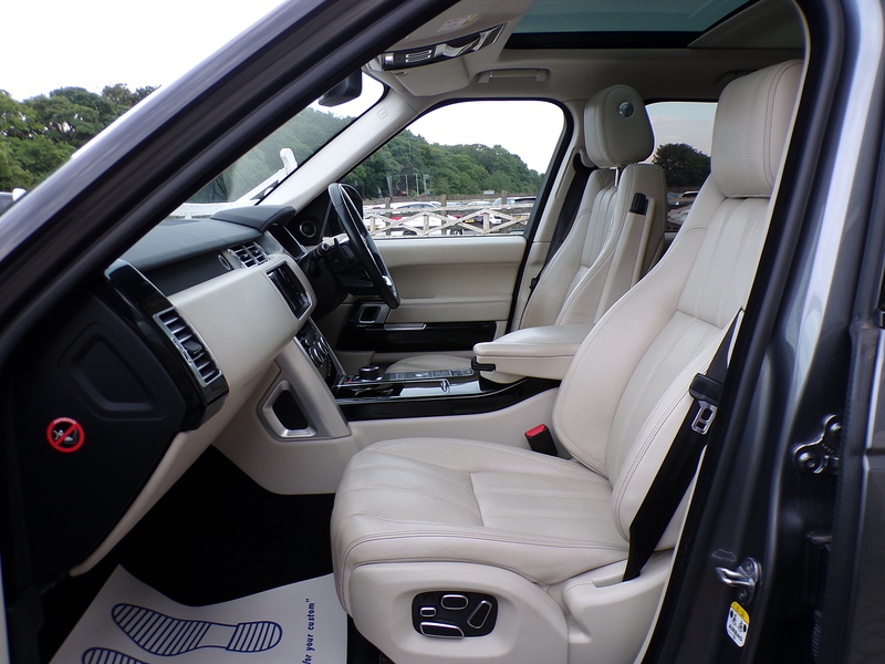 Land Rover Range Rover TD V6 Vogue SE - U2020
