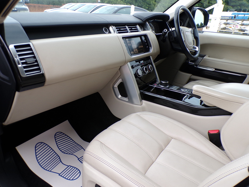 Land Rover Range Rover TD V6 Vogue SE - U2020