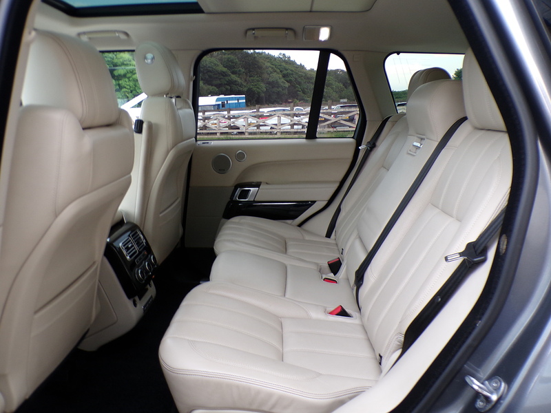 Land Rover Range Rover TD V6 Vogue SE - U2020