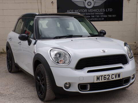 MINI Countryman 2.0 TDCi Zetec SUV 5dr Diesel Manual 2WD Euro 6 (s/s) (150 ps)