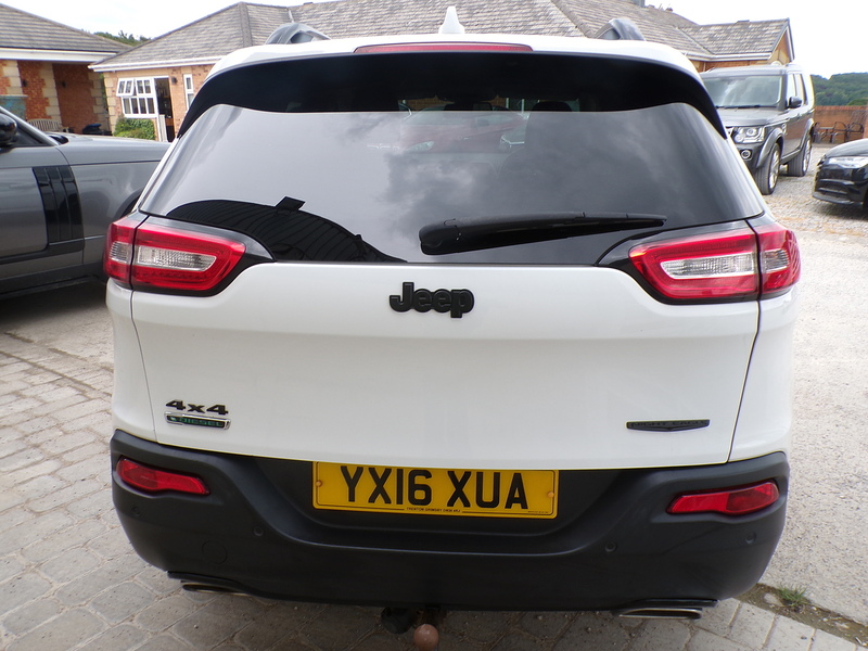 Jeep Cherokee MultiJetII Night Eagle - U2027