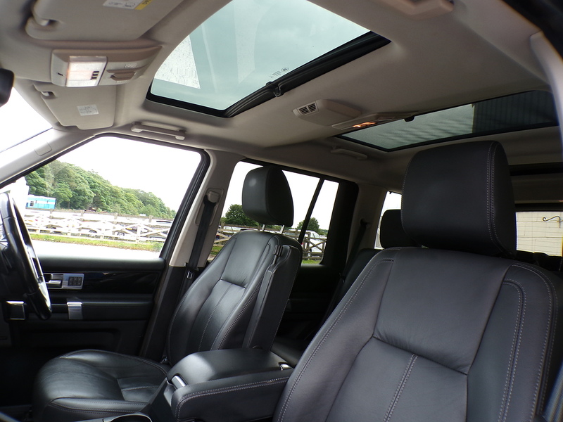 Land Rover Discovery 4 SD V6 HSE - U2028