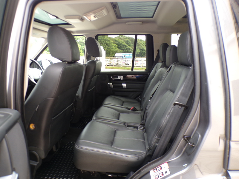 Land Rover Discovery 4 SD V6 HSE - U2028
