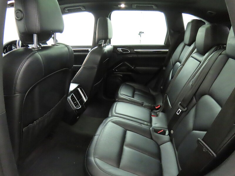 Porsche Cayenne TD V8 S - U2030