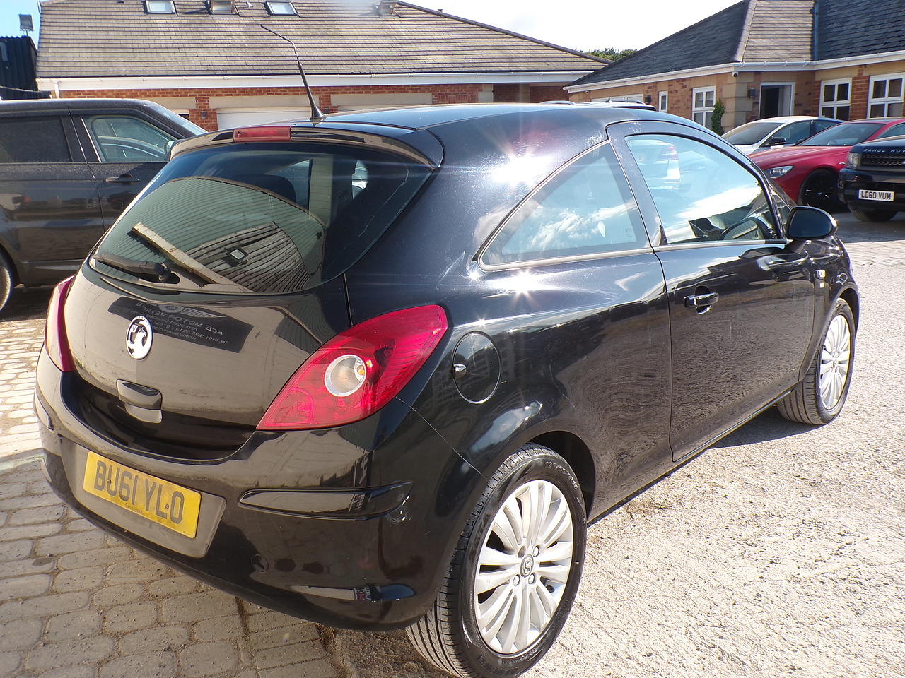 2011 Vauxhall Corsa thumbnail 6