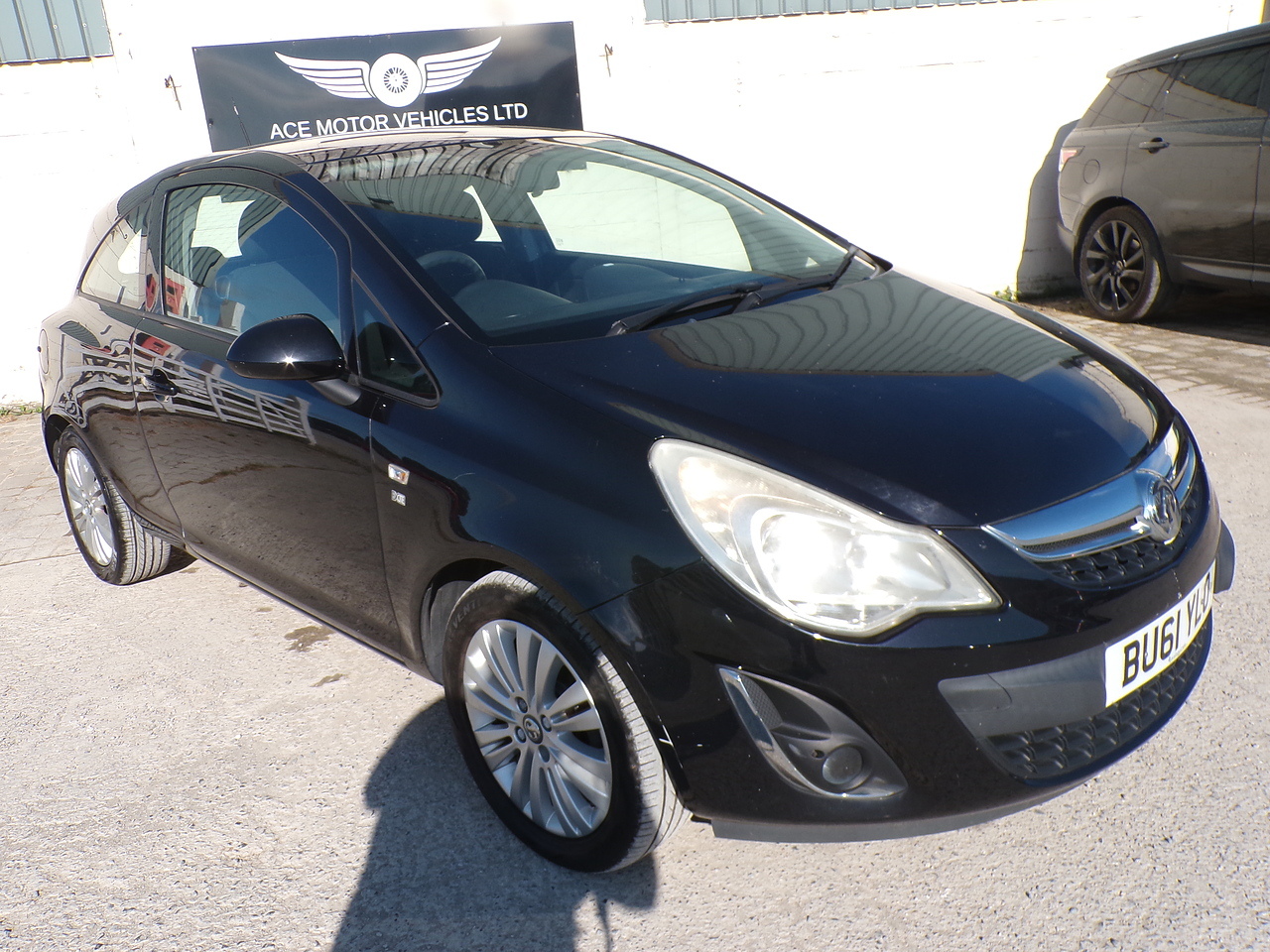 2011 Vauxhall Corsa thumbnail 8