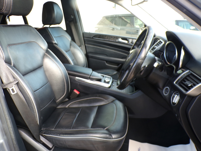 Mercedes-Benz M Class  - U2035