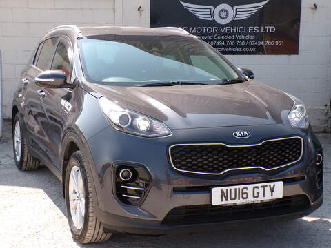 Kia Sportage 1.5 dCi Tekna SUV 5dr Diesel Manual 2WD Euro 5 (110 ps)