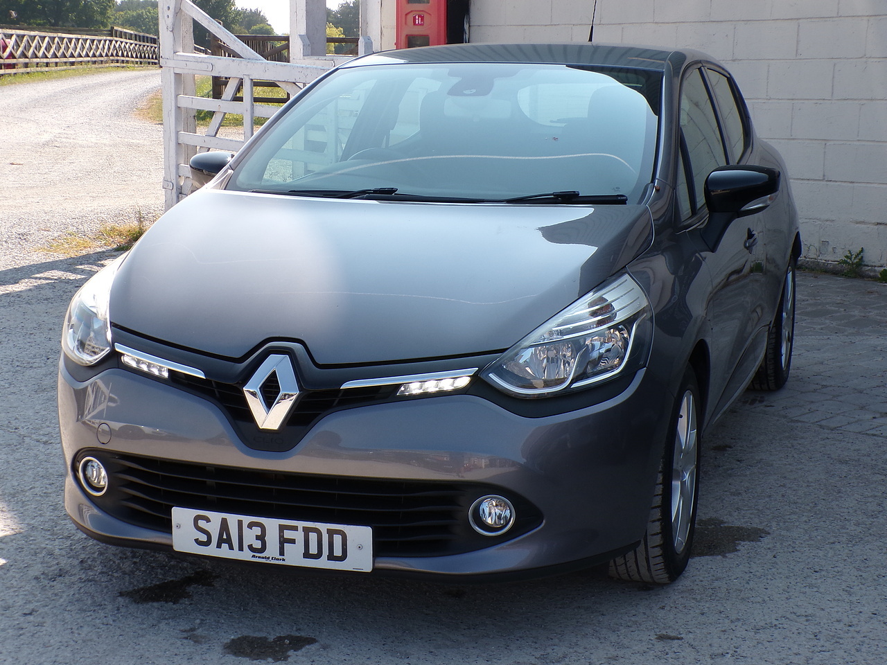 2013 Renault Clio thumbnail 3