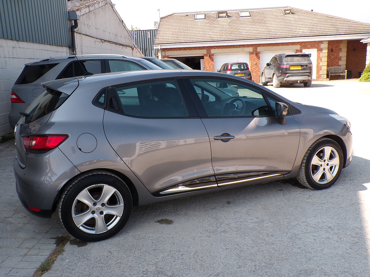 2013 Renault Clio thumbnail 9