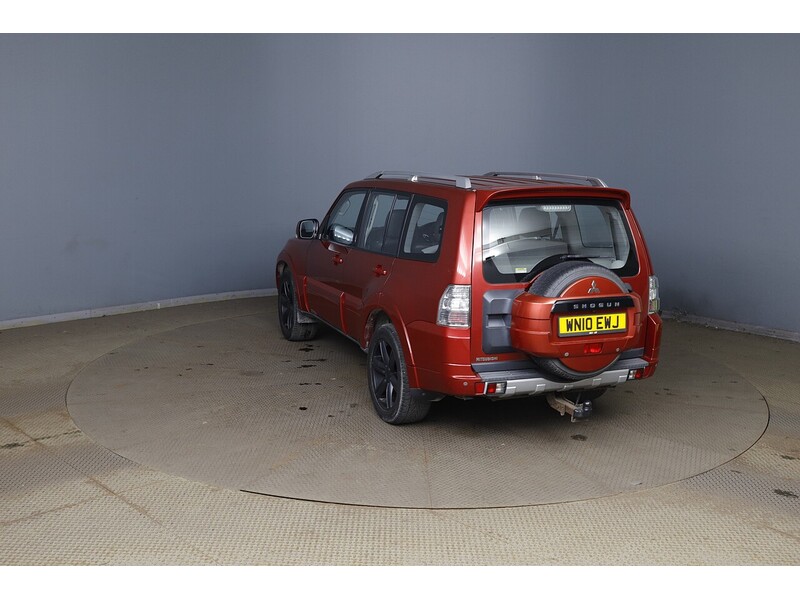 Mitsubishi Shogun DI-DC Elegance - U2045