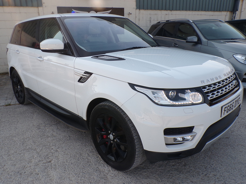 Land Rover Range Rover Sport SD V6 HSE - U2046