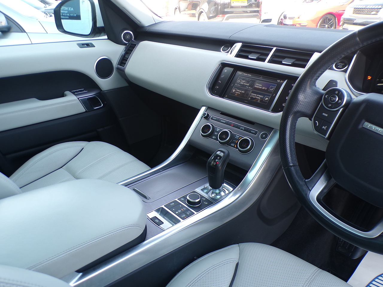 2015 Land Rover Range Rover Sport thumbnail 14