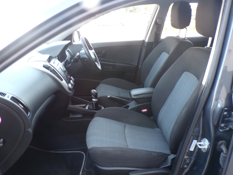 Kia Ceed CRDi 2 - U2047