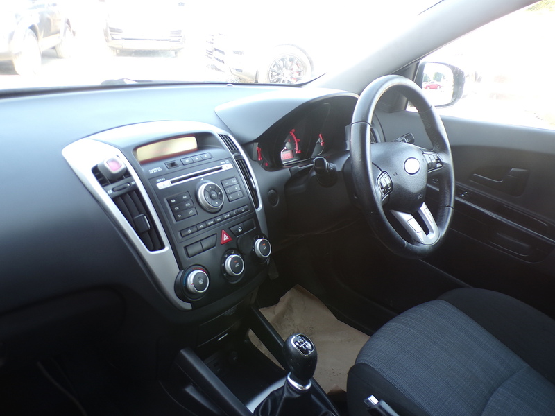 Kia Ceed CRDi 2 - U2047