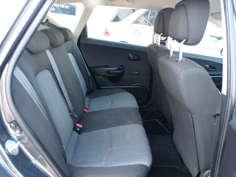 Kia Ceed CRDi 2 - U2047