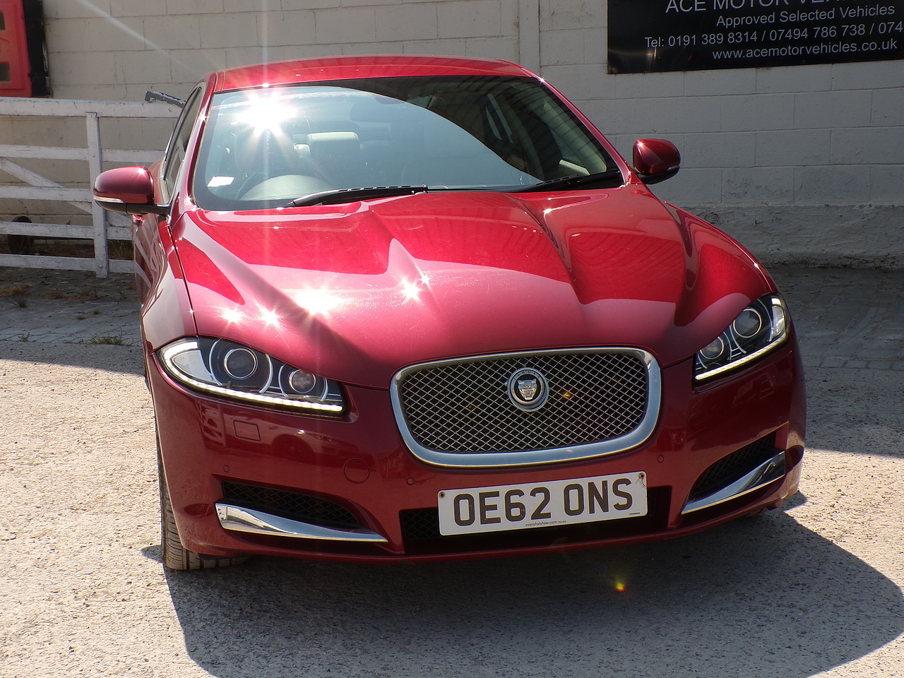 2013 Jaguar XF thumbnail 3