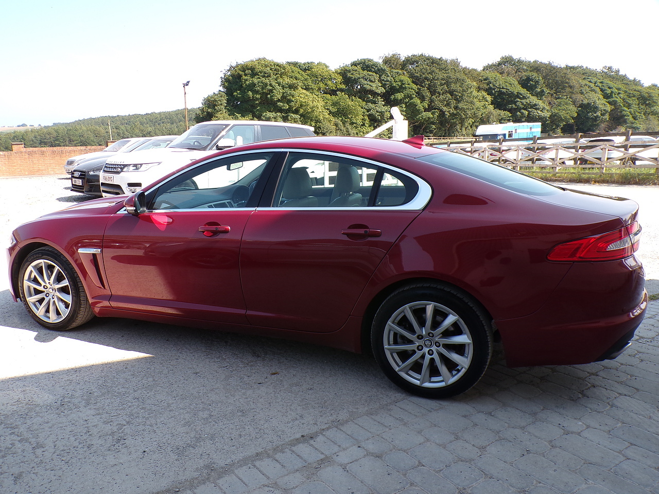 2013 Jaguar XF thumbnail 6